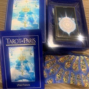 Tarot and Paris by J. Philip Thomas. Set of tarot cards. St. Martin's Press